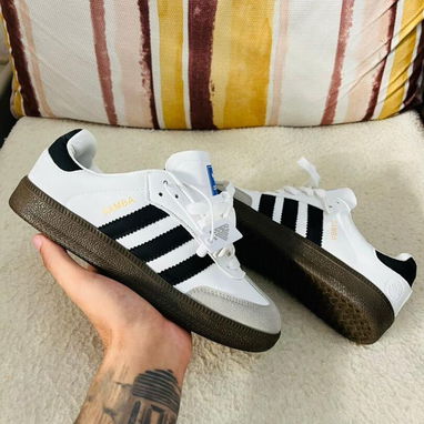 Adidas  34 USD - 2/2