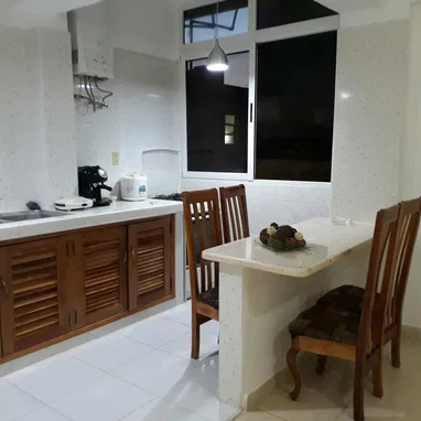 RENTO APTO LINEAL EN EL VEDADO 2 HAB Y 2 BAÑOS, +53 58463952 - Img 123255632