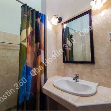 Renta de 2 habitaciones con capacidad para 5 personas el Centro Historico de Camaguey - Img 106574924