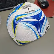 Pelota de futbol en venta!!!!! Nuevaaa - Img 57613494