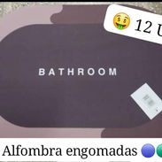 Alfombras engomadas para baños - Img 58204923
