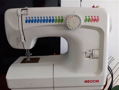 Vendo máquina de coser nueva - Img main-image