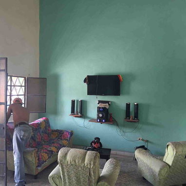 78-🏡*SE VENDE CASA EN 1ER PISO EN C.HABANA DE construcción colonial capitalista CON VISTA EXEPCIONAL D'BALCÓN A LA CALL - Img 119480548