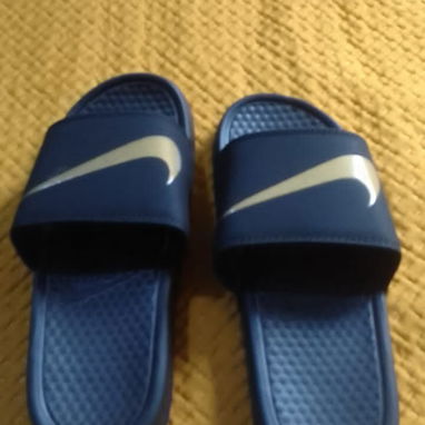 Chancletas marca Nike - Img 122266492