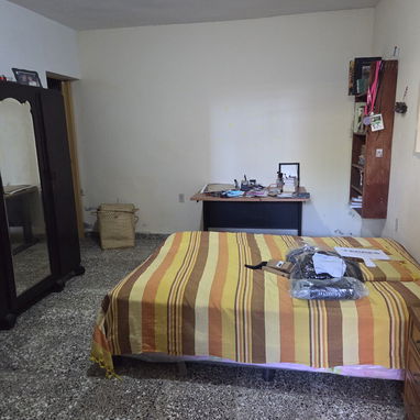 Permuto casa independiente para el Vedado - Img 119688977