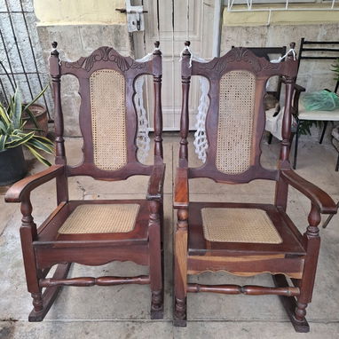 2 Sillones de madera en excelentes condiciones, rejillas en excelente estado de conservación - 2/2