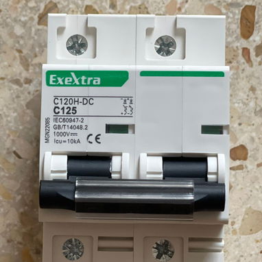 Breakers_Breakeras_tomas de corriente_cajas de estanca_canaletas - 5/10