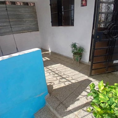 🏠 CASA EN VENTA - biplanta de 5 cuartos en la Víbora | DO-001 - 2/10