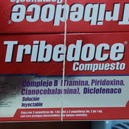 Tribedoce en Inyecciones, B1, B6, B12 con Diclofenaco, caja de 3 dosis con sus jeringuillas - Img 48269878