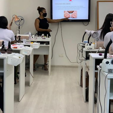 Asesora de Ventas a Negocios de Belleza - 4/6