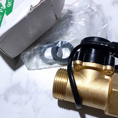 Interruptor o sensor de flujo de agua - Img 127279828