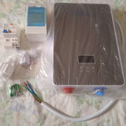 CALENTADOR DE AGUA ELÉCTRICO ROYAL 7KW — NUEVO EN CAJA - Img 58040291
