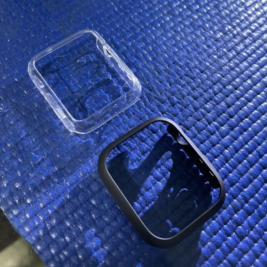 Marcos de protección rígidos negros y transparente para Apple Watch 44/45mm - Img 84541178