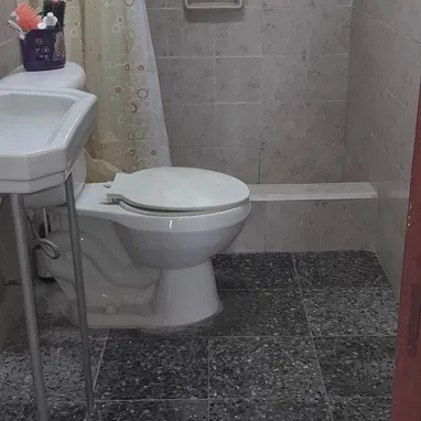 Vendo 2 casas en 1 sola propiedad ,más fotos por WhatsApp por el problema de la conexión - Img 125188201