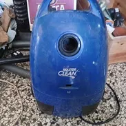 MINI ASPIRADORA MASTER CLEAN. 1200W 110V 60HZ. USO. PERFECTO ESTADO.INCLUYE TODOS SUS ACCESORIOS - Img 56852039