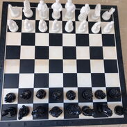 Vendo juego de ajedres con fichas de figuras - Img 45587972