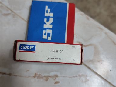 SKF un par de caja de bolas 6205 - Img main-image