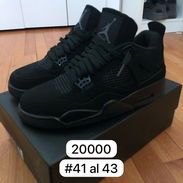 TENIS NIKE AIR JORDAN RETRO 4 BLACK CAT - Img 55671375