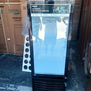 Exhibidora Vertical 7 pies Marca ENERLIFE negra precio $490 USD Transporte Incluido Factura y garantía - Img 54320485