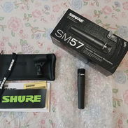 Microfono SHURE SM57 nuevo en caja llamar al 52410222 - Img 55603009