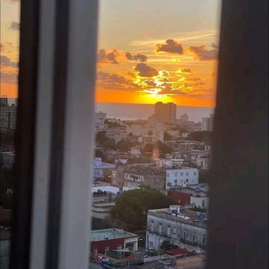 🏠 Renta de Casas Vedado. Renta Lineal y Por Noches En La Habana - Img 115881142