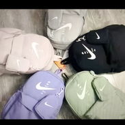 Variedad de mochilas - Img 56134115