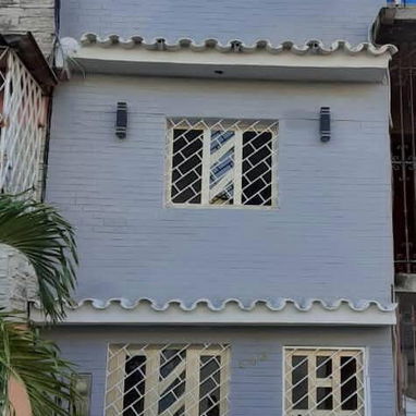 Casa ubicada en santos Suárez diez de octubre punto de referencia parque de santos Suárez , casa de 3 pisos independient - Img 120317281