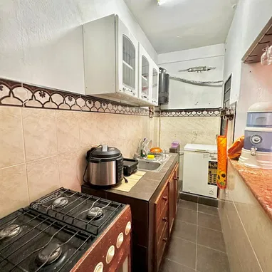 Vendo apartamento de 2 habitaciones, Playa. 20000$ o su equivalente en euros, pago en Cuba/España, posibilidad de rebaja - Img 124099424