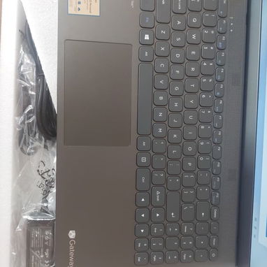 💻 Laptop Gateway  (✨️NUEVA EN CAJA 📦) - 3/8