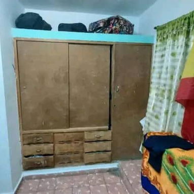 SE VENDE CASA DE DOS PLANTAS - 8/10