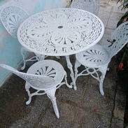 MESA DE TERRAZA DE 4 SILLAS REDONDAS - Img 54975969