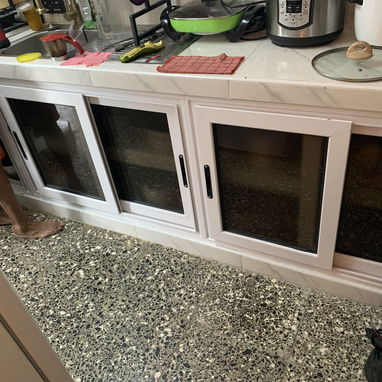 Marquetería de Aluminio y Cristal [ Puertas ,Ventanas ,Bajos de Mesetas ,Paños Fijos ,Mamparas de Baño entre otras cosas - 7/10