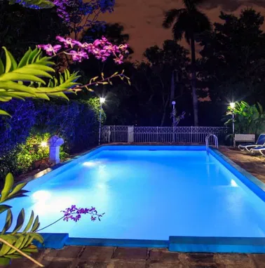 🏡✨¡Alquiler de Casa de lujo‼️   En #LaHabana perfecto para unas vacaciones de calidad y disfrute en familia. ⭐️⭐️⭐️⭐️⭐️ - Img 61543214