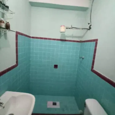 Se alquila linda y grande casa para una familia - 10/10