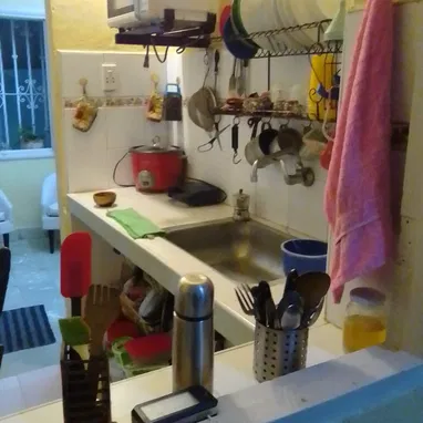 Apartamento en la misma  Santa Catalina entre poey y heredia - Img 121059499