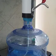 Dispensor de agua recargable - Img 54192871