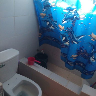 SE VENDE ESTA CASA LA CUAL ES COMPLETAMENTE INDEPENDIENTE EN 10 DE OCTUBRE - SANTO SUARES CON TODO ADENTRO - Img 123643770