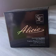 *Crema regeneradora con rosa mosqueta* 2800 CUP - Img 58026898