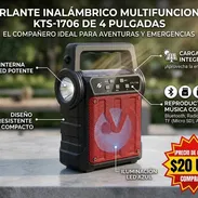 Bocina con lámpara recargable panel solar - Img 56317942
