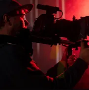 Se busca: Videógrafo profesional o productor audiovisual - Img 50245485