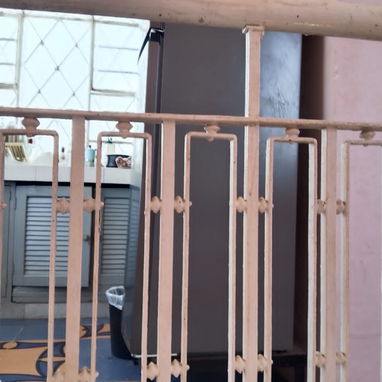 Casa en venta de dos planta y placa libre la planta de arriba se vende por separado en 13.000 usd - 6/9