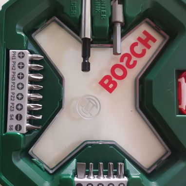 Juego de barrenas y puntas destornilladoras marca Bosch línea X, 34 piezas - 2/2