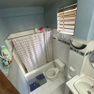 Venta de casa en la ceiba ,playa - 7/10