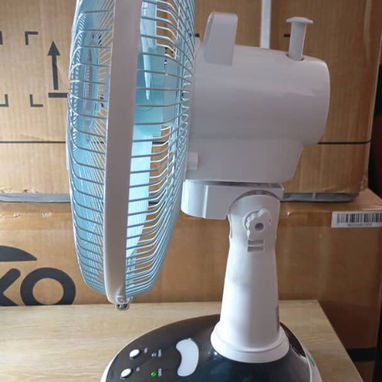 *DISPONIBLE* VENTILADOR RECARGABLE DE MESA 12“ Marca: Eko - Img 122116653