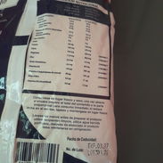 Vendo leche entera la cata a 5.60 usd pacas x 25 vence marzo del 27 - Img 56599588