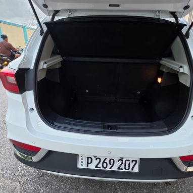 MG ZS 2025 - 4/7