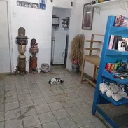 🏡✨ SE VENDE CASA EN EL CENTRO DE GUANABACOA CERCA DEL PARQUE ✨🏡  Primer piso: Sala Cocina  Baño 1 cuarto  Segundo piso - Img 57727796