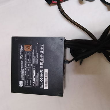 Fuente semi modular cole master de 750w de alta gama certificada pfc activo para alimentar equipos exigentes y tarjetas - 3/3