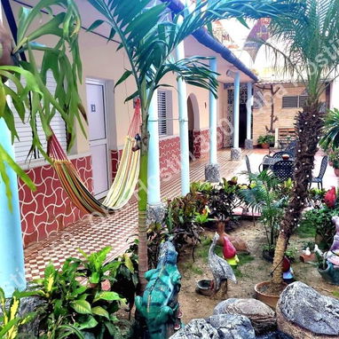 RENTA hostal colonial de 3 habitaciones con Qba Hostin 360 en CIENFUEGOS. - 9/10