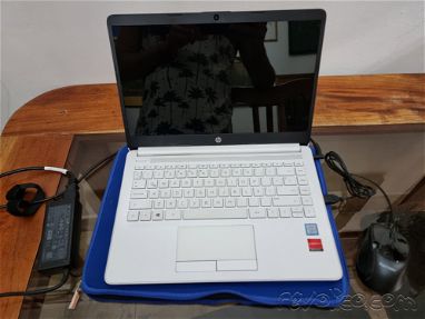 Laptop HP en 295 USD, pantalla de 14 pulgadas, 1TB de disco duro, 16 GB de RAM. - Img main-image-45702570